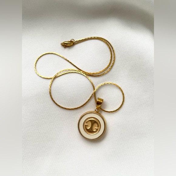 VINTAGE GUCCI GG Necklace - Picture 4 of 11